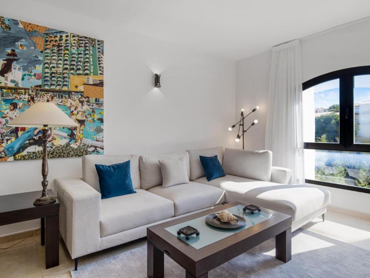 Apartamento de 2 dormitorios en Playas del Duque Marbella Exterior foto