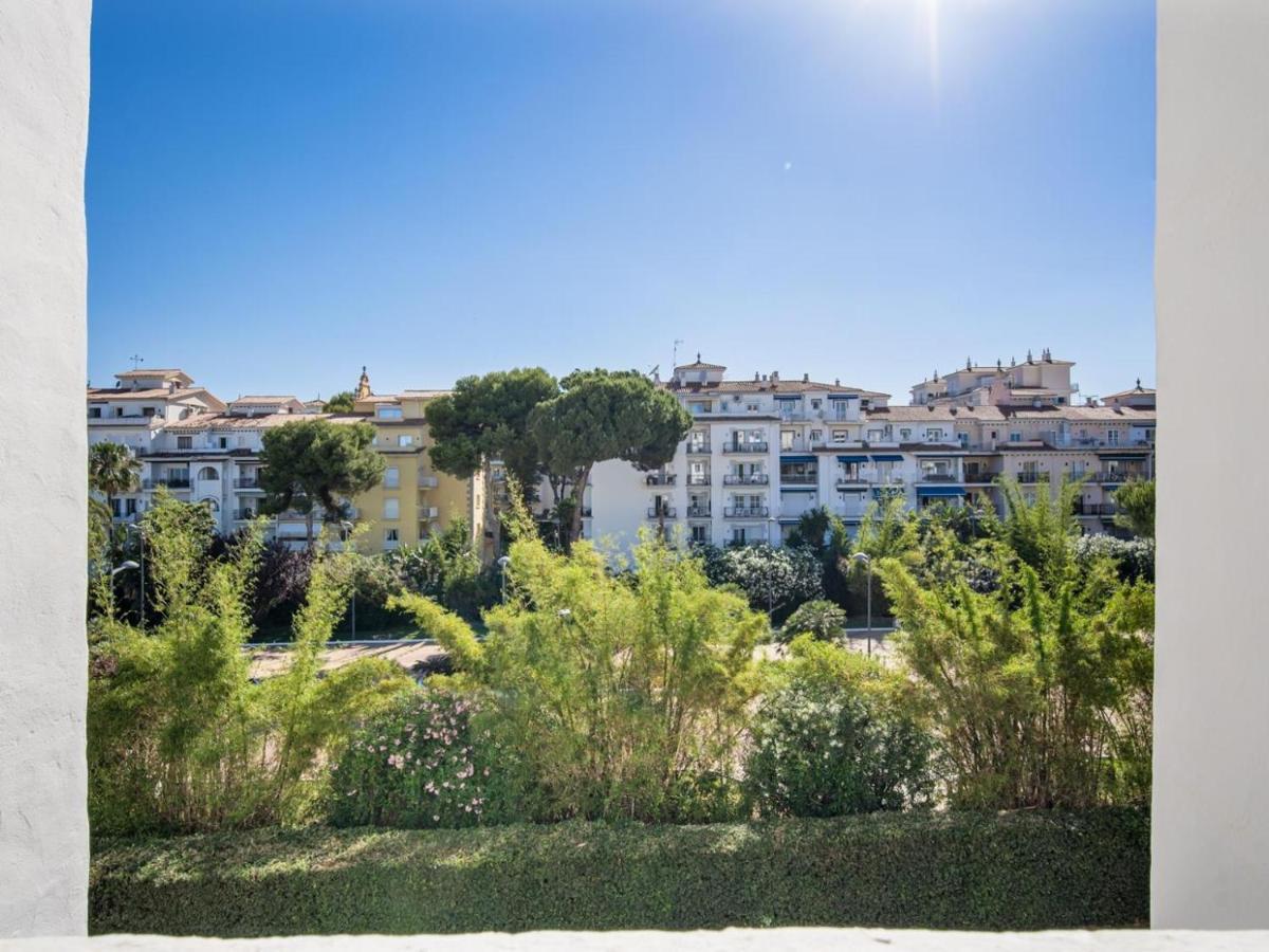 Apartamento de 2 dormitorios en Playas del Duque Marbella Exterior foto